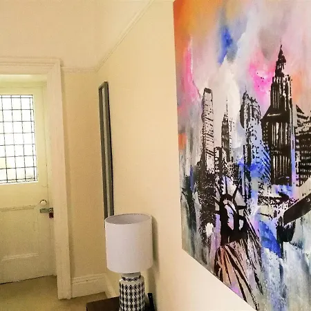 Lägenhet Peaceful & Pretty 2 Bedroom Flat Near Clifton *