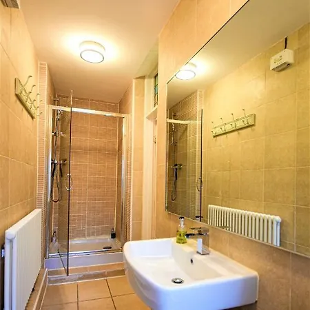 Apartmán Peaceful & Pretty 2 Bedroom Flat Near Clifton *