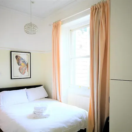 Apartmán Peaceful & Pretty 2 Bedroom Flat Near Clifton Bristol