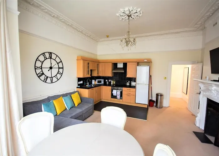 Apartman Peaceful & Pretty 2 Bedroom Flat Near Clifton